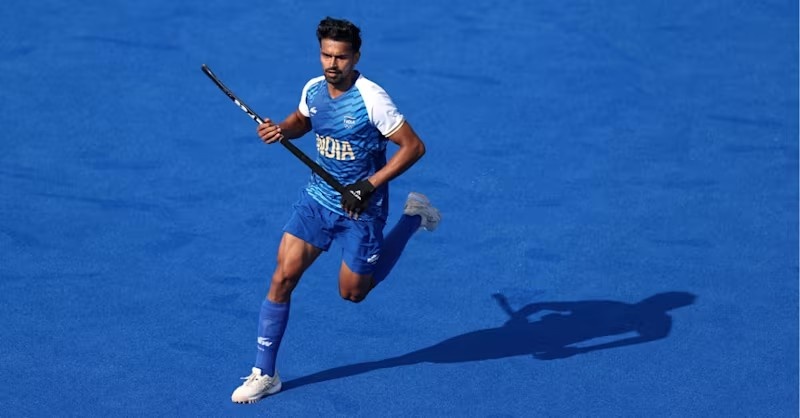 Abhishek Nain: Forward