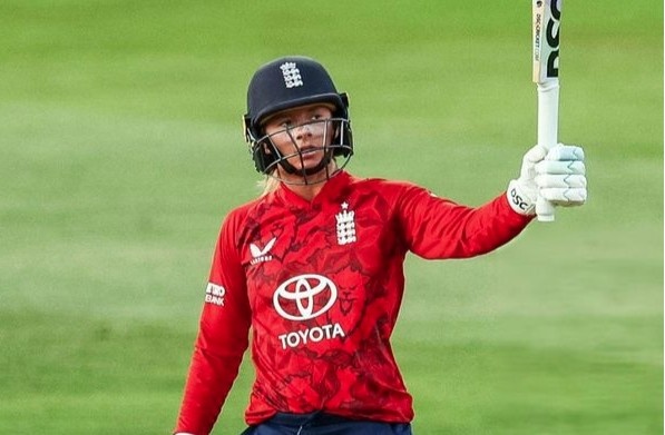 Diana Wyatt Has Hit The Most Fours In  Hundred Women's History 