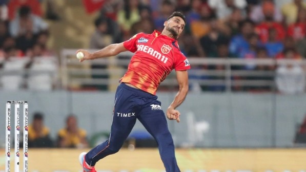 5. Harshal Patel – 70 Death Over Wickets in IPL 