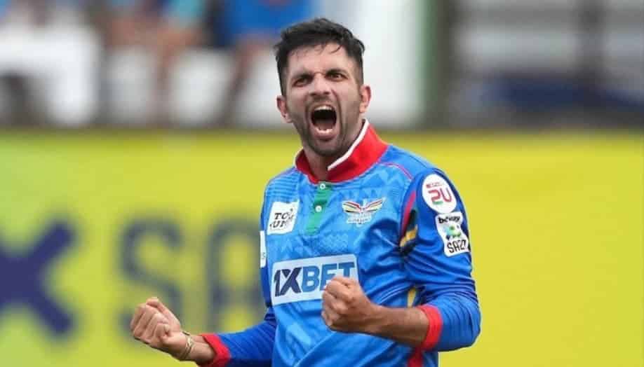 Mumbai Indians Sign Keshav Maharaj as Santner Replacement