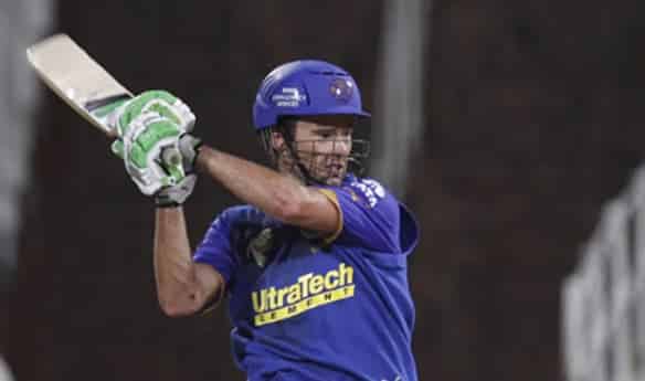 Rob Quiney (RR) 2009 Smashed Six on First Ball in IPL 