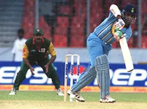 Sourav Ganguly: 135* vs Bangladesh (Dhaka, 2000) Sourav Ganguly: 135* vs Bangladesh (Dhaka, 2000)