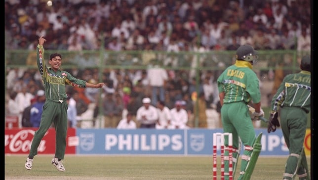 Saqlain Mushtaq: 5/38 vs Bangladesh (1997, Colombo)