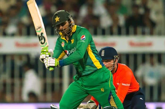 Shoaib Malik (PAK) – 316 Runs, Asia Cup 2004